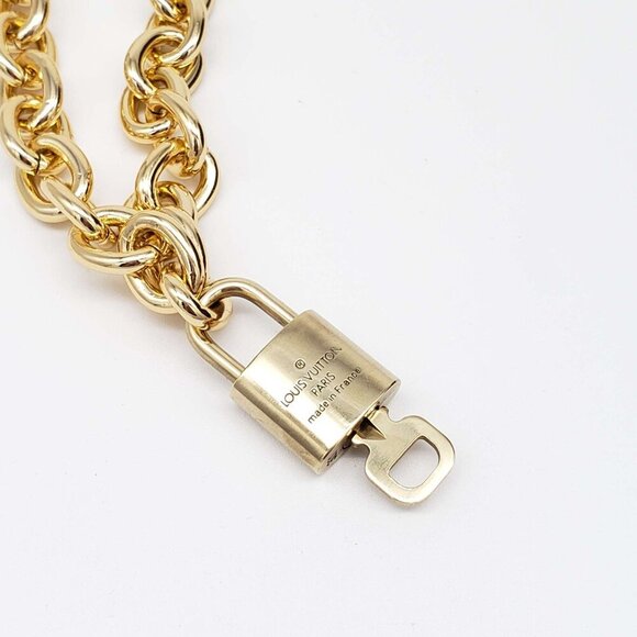 100% Auth Louis Vuitton Lock & Key with Unbranded Gold Plated Chain Necklace - Picture 5 of 7